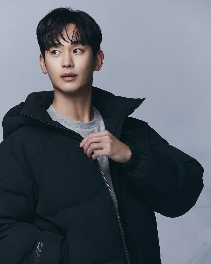 Nam Joohyuk replaces Kim Soohyun as the new face of Eider
 tinyurl.com/5ce2s4bf