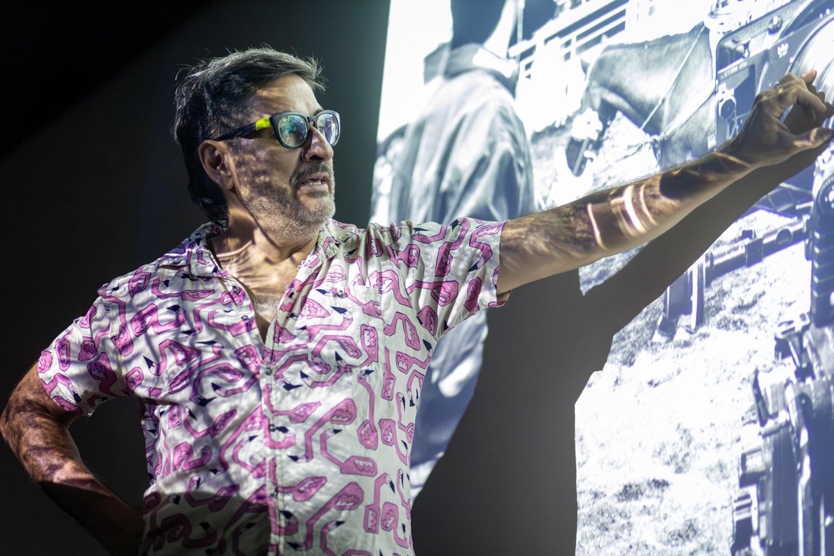 #Entérate Fernando Llanos comparte su experiencia creativa en #Yucatán wp.me/p6Zyu6-1BkY

La <a href="/UNAYucatan/">Universidad de las Artes de Yucatán</a> recibe al destacado artista mexicano Fernando Llanos, quien ofrecerá talleres, conferencias, exposiciones y proyecciones como parte de su estancia artística