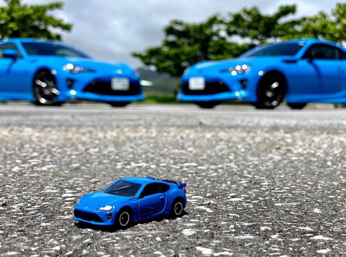 こちらもお願いします。
センターロック式です🤩