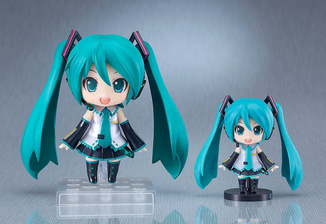 ♫　8月21日（木）出荷　♫
￣￣￣￣￣￣￣￣￣￣￣￣￣￣
ねんどろいどぷらも 初音ミク
＿＿＿＿＿＿＿＿＿＿＿＿＿＿

「ねんどろいど 初音ミク 2.0」の造形を約1/2サイズ(50mm)で再現した組み立てキットです✨

#初音ミク #グッスマ #プラモデル #ねんどろいどぷらも