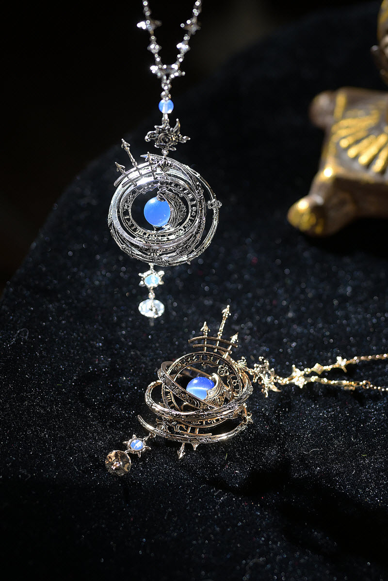 LolitaWardrobe's tweet image. More 【LilithHouse -Secret Stories of the Stars- Lolita Necklaces】Are Restocked

◆ Shopping Link &amp;gt;&amp;gt;&amp;gt; lolitawardrobe.com/lilithhouse-se…