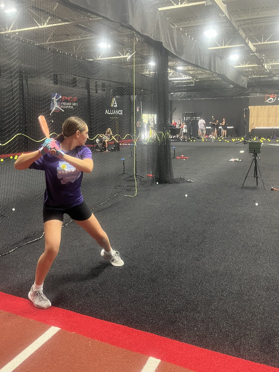 JordynMT2029's tweet image. Had some fun with the @Max_BP pitching machine at the new @FCSoftballMI facility this past weekend!

#FCStrong #PitchersThatHit