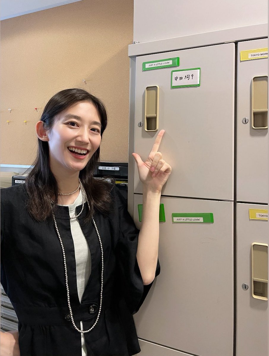 JUST A LITTLE LOVIN'』@JLL813_ 水曜日🔓 今朝もありがとうご