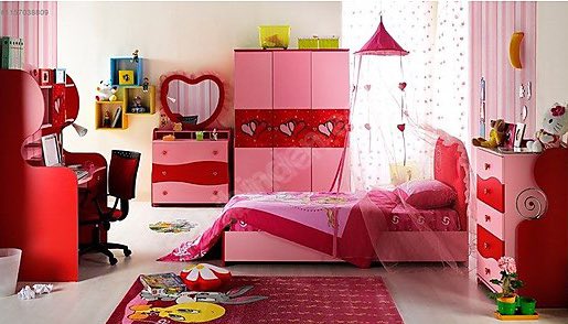 burda olmadi belki baska hayatta
baska bir zamanda yarim kalan ruyada