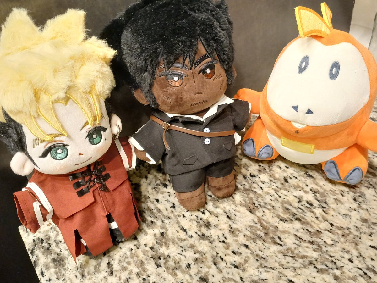 lil vash is finally here!! woowoo &amp; fuecoco have been super excited and so have i! thanks <a href="/pawschamp/">🍳@ MINI VW</a> 💗