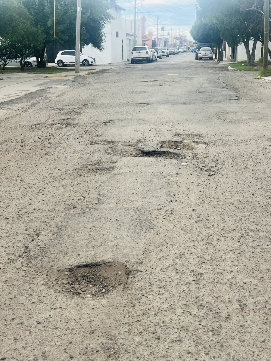 RSDiaz (@robertosdtv) on Twitter photo No es un paisaje lunar es la calle av La Paz del fraccionamiento guadalupe <a href="/Canal12Dgo/">#ElCanalDeDurango</a> <a href="/ObrasPublicasDG/">Obras Públicas Durango Capital</a> <a href="/Bonifacioamigo/">Bonifacio Herrera</a> <a href="/heber_noti121ed/">#GeneremosOpinionPublica.</a> <a href="/oritanogrcs/">Diego Rnt</a> <a href="/Sallvatoree/">Salvador Mercado</a> <a href="/Quetzalh/">Quetzal Herrera👀</a> <a href="/DanielReta/">DANIEL RETA</a> No es un paisaje lunar es la calle av La Paz del fraccionamiento guadalupe <a href="/Canal12Dgo/">#ElCanalDeDurango</a> <a href="/ObrasPublicasDG/">Obras Públicas Durango Capital</a> <a href="/Bonifacioamigo/">Bonifacio Herrera</a> <a href="/heber_noti121ed/">#GeneremosOpinionPublica.</a> <a href="/oritanogrcs/">Diego Rnt</a> <a href="/Sallvatoree/">Salvador Mercado</a> <a href="/Quetzalh/">Quetzal Herrera👀</a> <a href="/DanielReta/">DANIEL RETA</a>