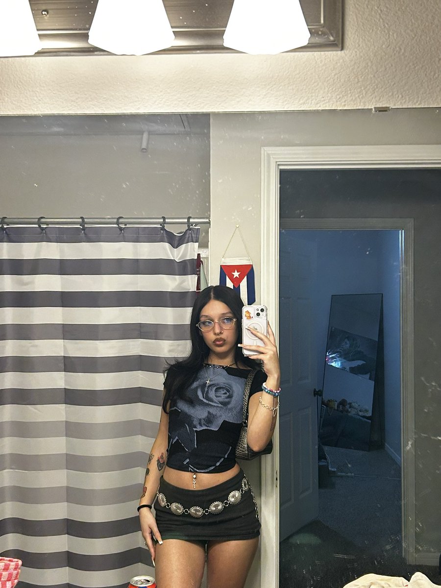 m2fafa's tweet image. Still hot btw