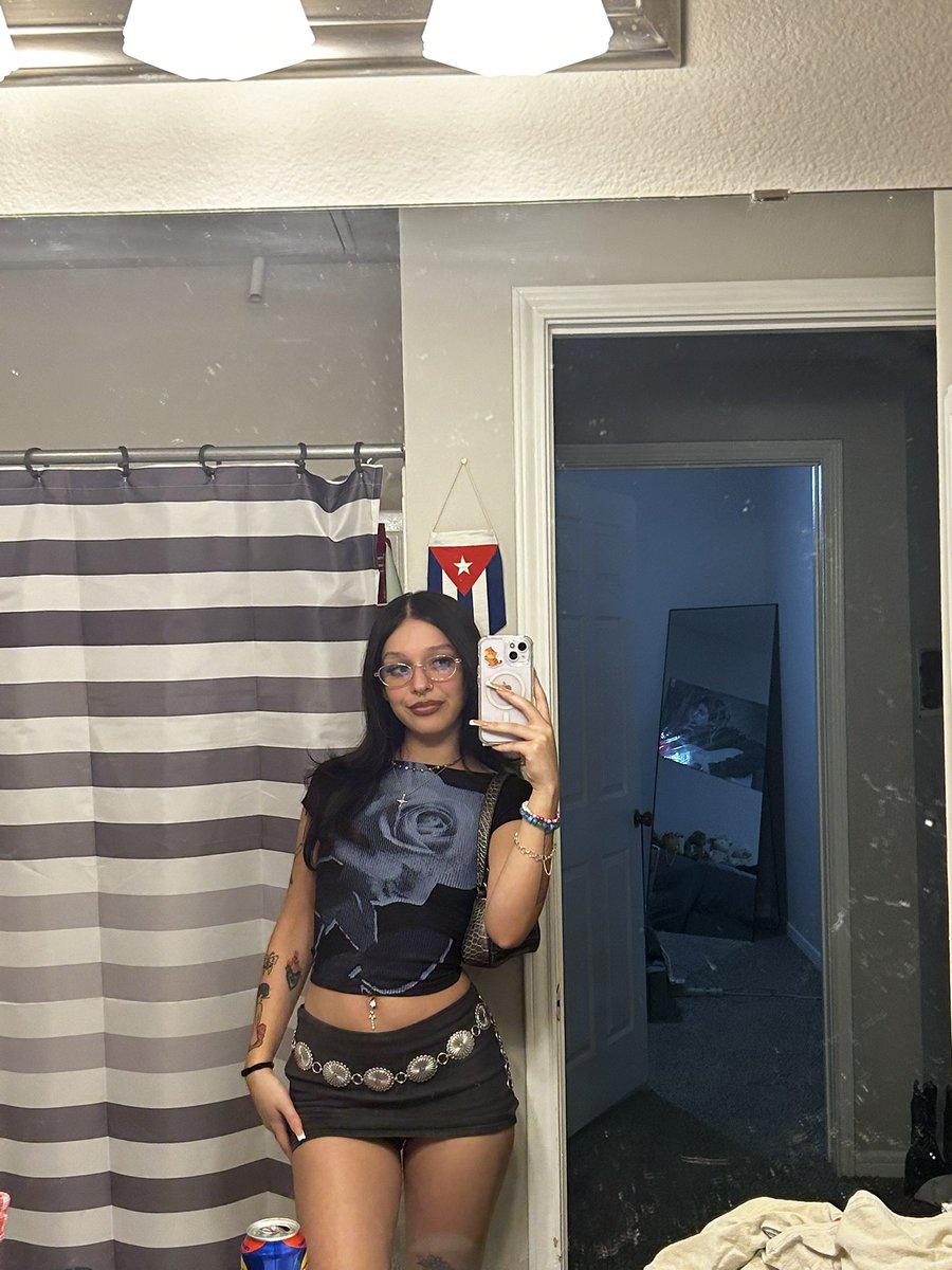 m2fafa's tweet image. Still hot btw