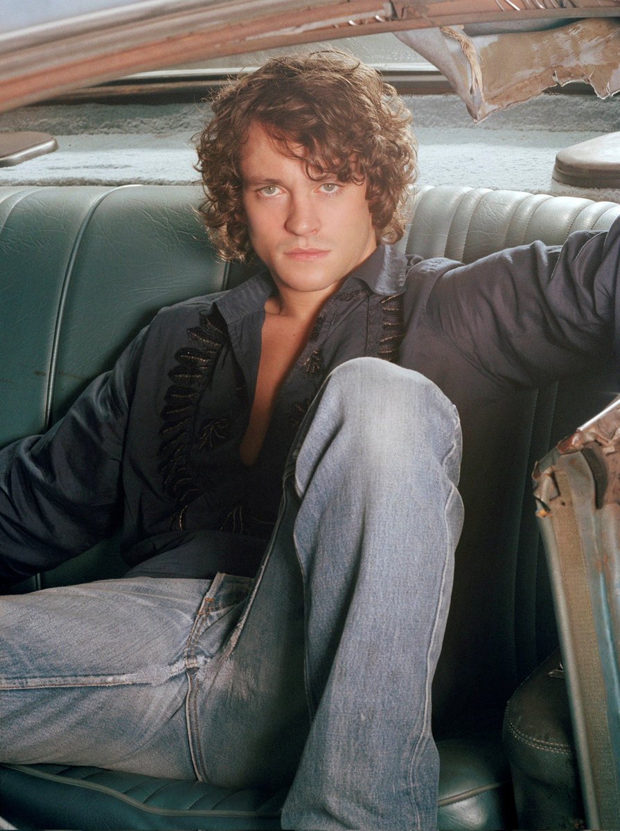 Hugh Dancy ❀ (@dancyarchive) on Twitter photo 