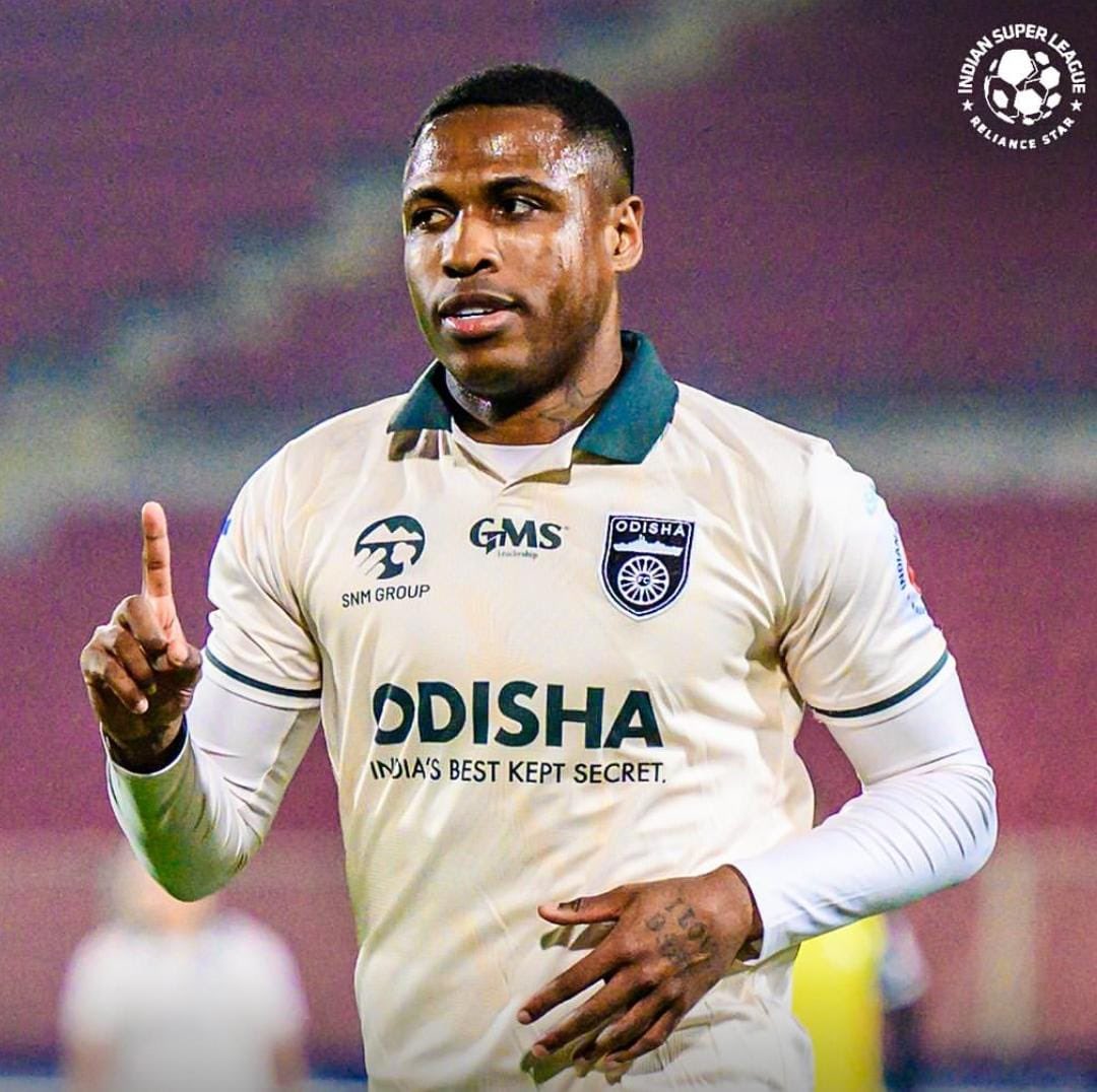 PAGI REK!! gimana tidur semalam?
ikiloh rek statistik seng wes abgmin rangkum rek!

Diego Mauricio
Rio De Jainero, 25 Juni 1991
Saat ini Berusia 34 tahun
Tinggi Badan 183 cm

Posisi Murni : Central Forward
Poisi Versatile : Left Or Right Winger 
Atribute Style : Strong Dribbling