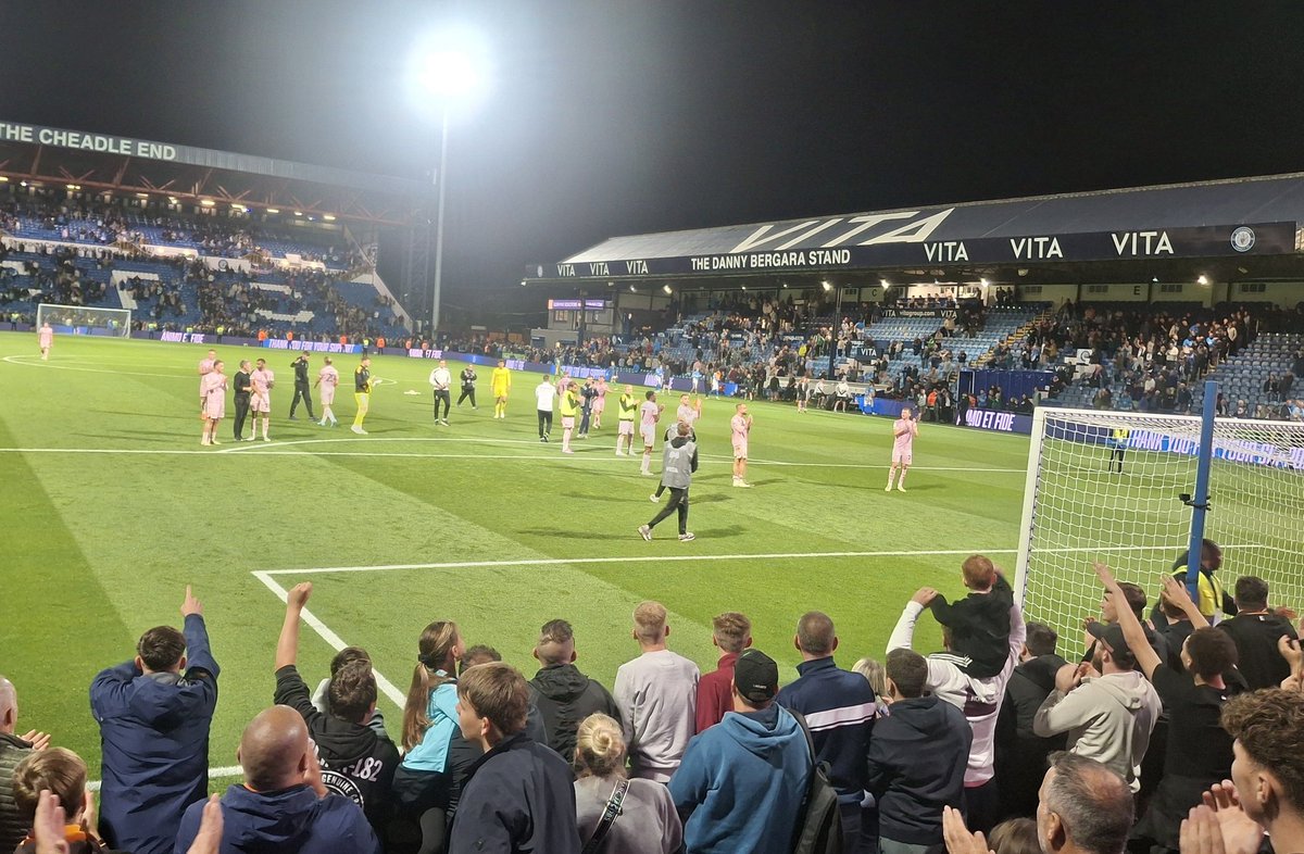 Stockport County 1 - 2 CITY
League One
Att 9,641 (1,201 #bcafc)

Must have nodded off at half time because - you'll like this - after that first 45 mins seem to have dreamt that we somehow produced an almighty turnaround to win it with a ridiculous save. Crazy, I know!