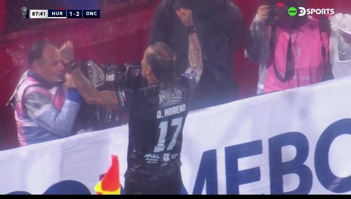 EmanuelleLes06's tweet photo. @PSierraR Lo de Dairo Moreno es tremendo, doblete con el Once Caldas ante Huracán y le da el paso al blanco blanco a la siguiente fase de Sudaméricana.

¿Y ahora que dirá Nestor Lorenzo?

La selección sufriendo por goles y Dairo los tiene todos!!! 🤦‍♂️🤷‍♂️⚽🔥 https://t.co/NhgqW9u5qA