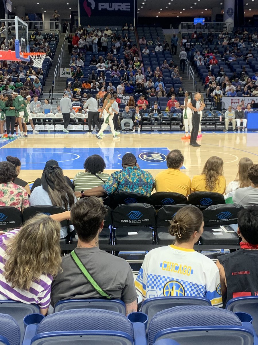BrauC_O_DramA's tweet photo. Y’all Know I’m In The Building For The Return… #GoSky💙💙 https://t.co/3AQnCD8Ntw