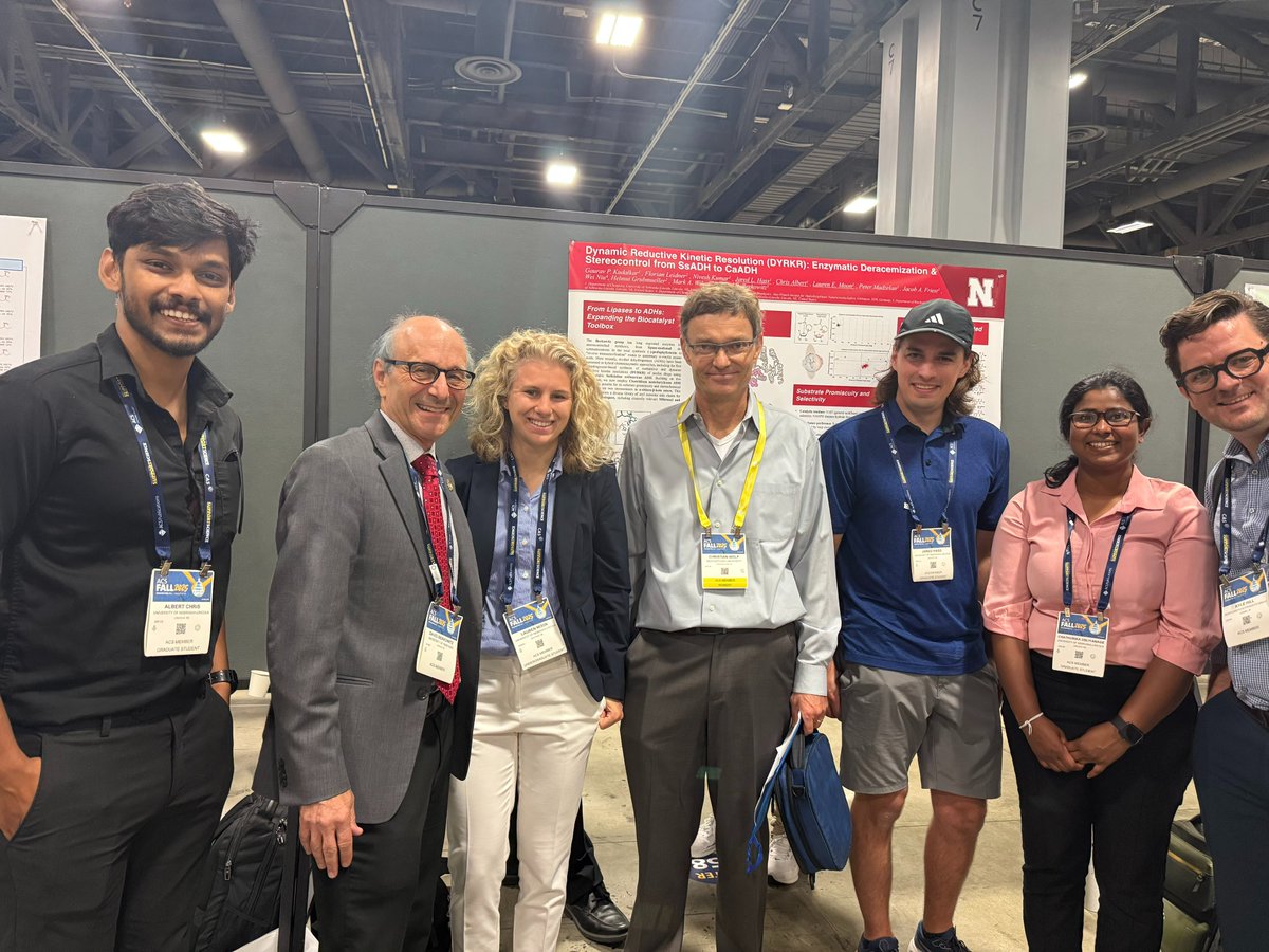 Wolf Lab (@thewolfpackgu) on Twitter photo Christian ran into the very friendly Berkowitz group during the poster session at the National ACS meeting. Lots of great chemistry and a fun conversation! Christian ran into the very friendly Berkowitz group during the poster session at the National ACS meeting. Lots of great chemistry and a fun conversation!