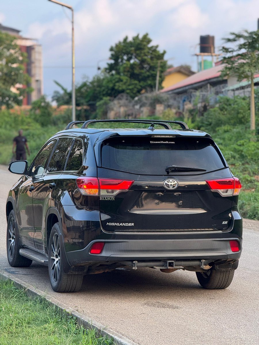 Fresh_Cars_'s tweet photo. TOYOTA HIGHLANDER SE
Foreign used 2018 Model 
Original duty ☑️
🏷️39.999m
📍Abuja https://t.co/I92uNX3KNl