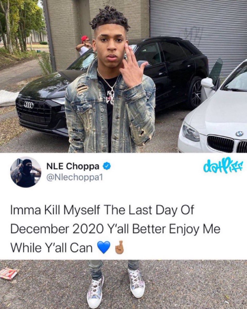 r* tweet media