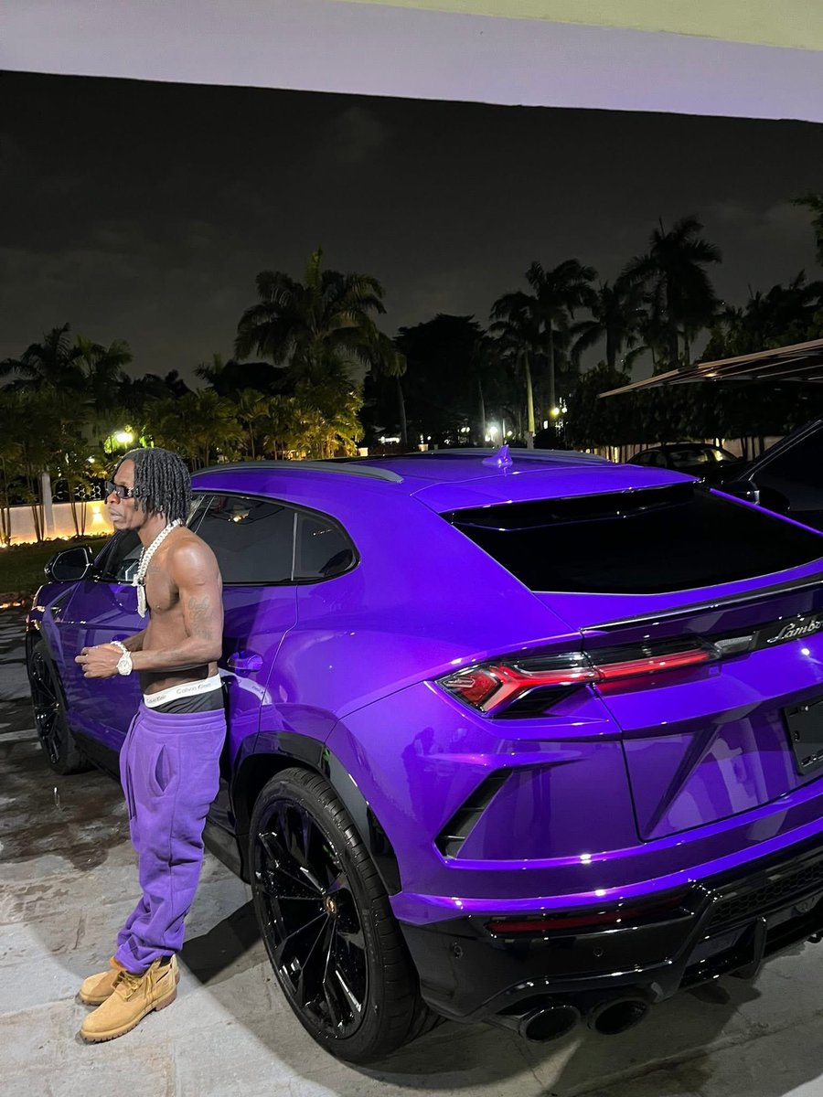 thebellicon's tweet photo. When Future ( @future ) said Purple Reign… he was definitely talking about 1 Don Shatta Wale ( @shattawalenima ) 👑💜
Big Steppa things only new purple Lambo for the King of African Dancehall! 🔥
📸 | @ghkwaku
#1Don #ShattaWale #PurpleReign #LamboLifestyle https://t.co/vHYPx5lb9O