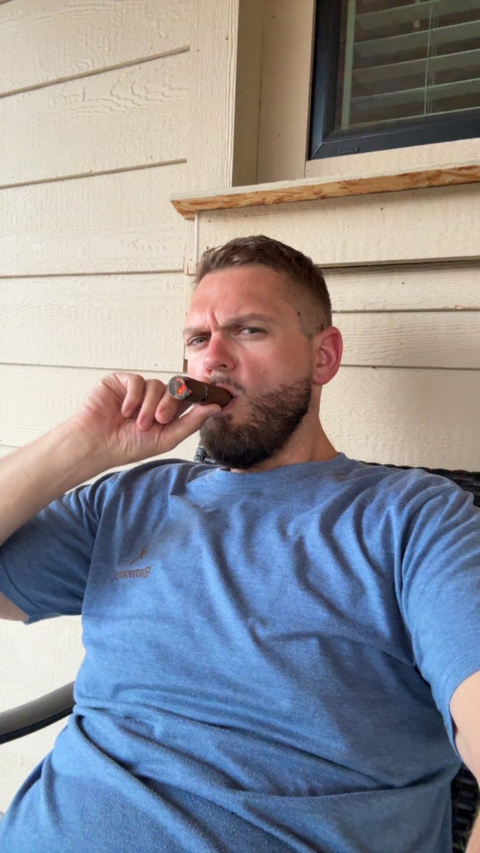 Hand dad that wallet 😈🎟️