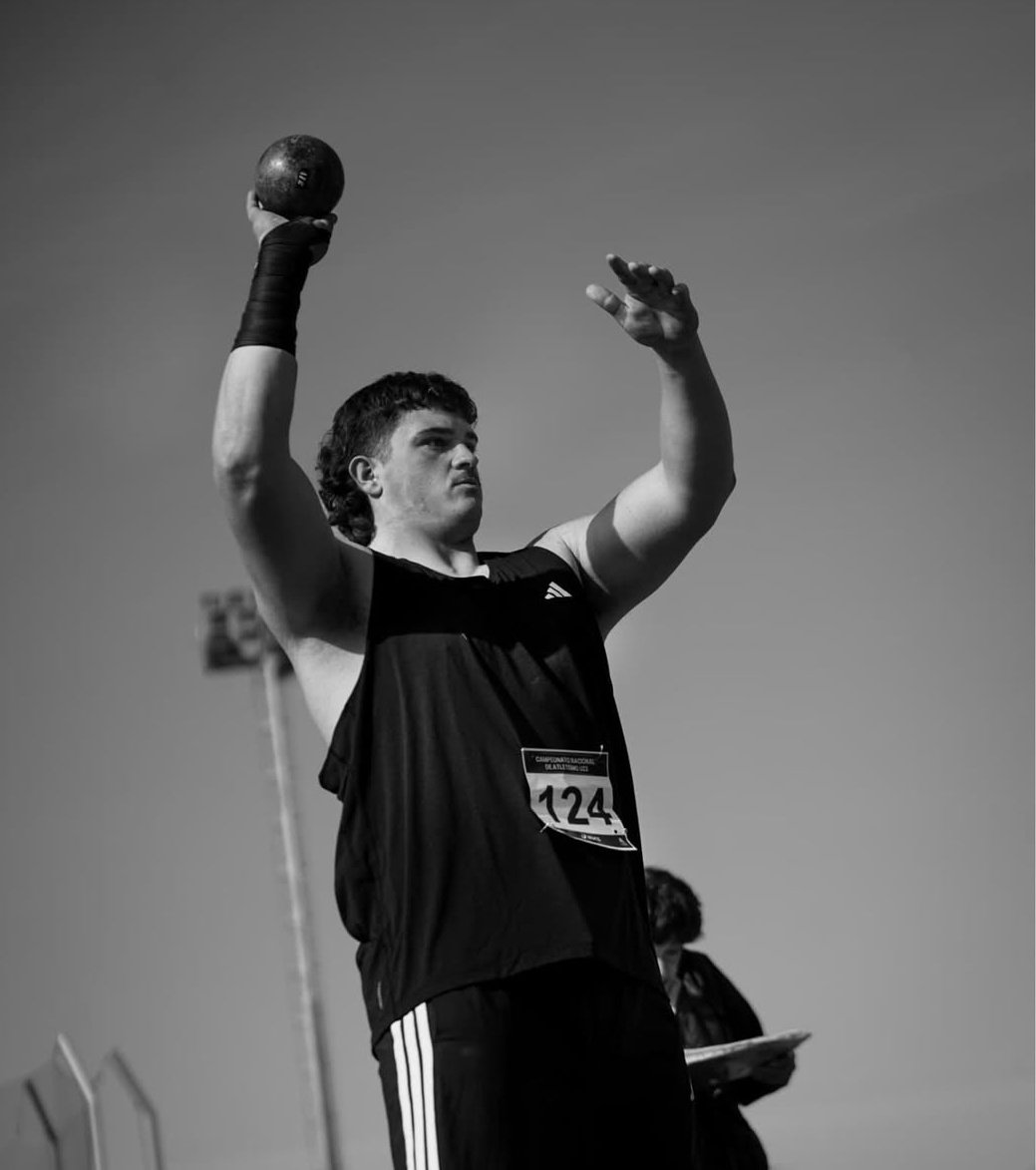 🗣 Juan Manuel Arrieguez, campeón panamericano junior en bala en #ASU2025: "Parece un chiste pero NO TENGO BALAS. Estoy usando dos que me prestó German Lauro. Necesito una de competencia". 

Insólito.