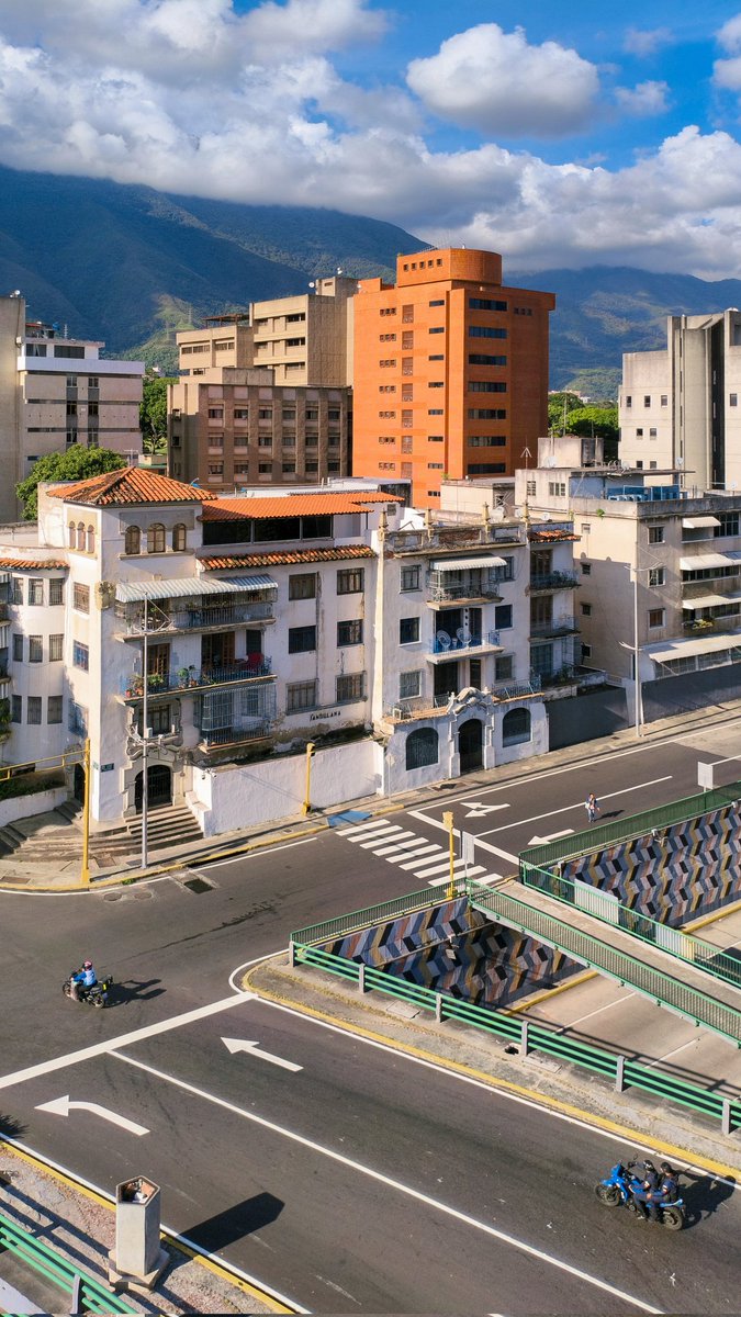 C A R A C A S

📍 Avenida Libertador