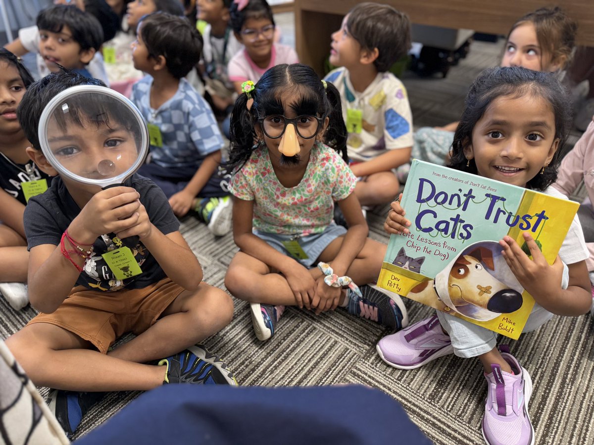 G1 had the best time visiting our principal today! 🩵<a href="/NetZeroLee/">Richard J. Lee Elementary</a>  #rjlyear12