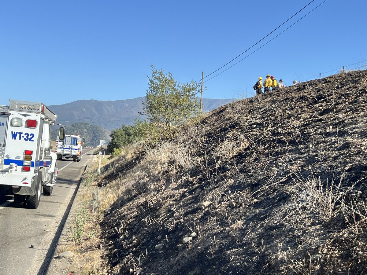 SBCFireInfo's tweet image. #VegetationFire: Photos