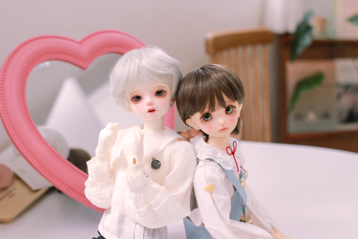 귀여운 미니칭구들🥰
<a href="/bjd_mayo/">ｍａｙｏ</a> <a href="/Sia_bjd/">시아🐾</a>