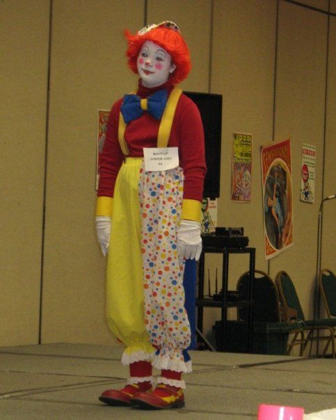 orcatnip's tweet image. heavily inspired by this mysterious clown for looey's outfit? lmk if you know where this is from, gulp