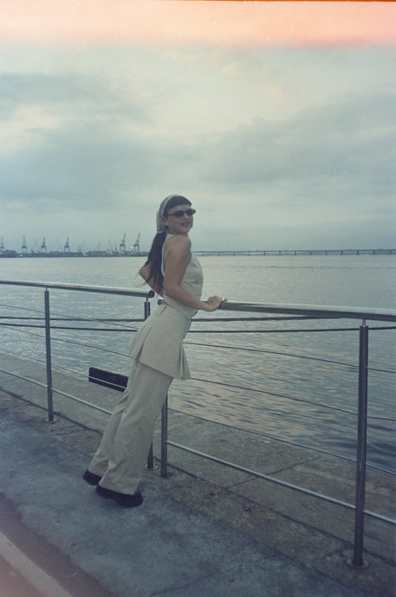 meu momento favorito da semana é quando chegam as fotos reveladas ⭐️💭💋💝