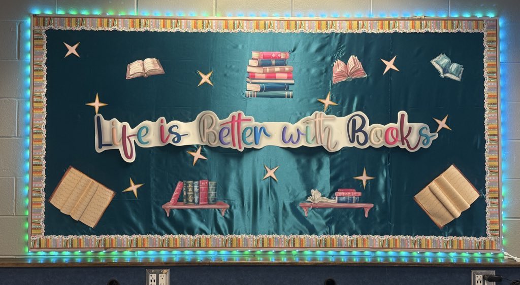 BCHSCougarsLMC's tweet photo. August Theme: Life is Better with Books❣️ https://t.co/KNoR54eDv7