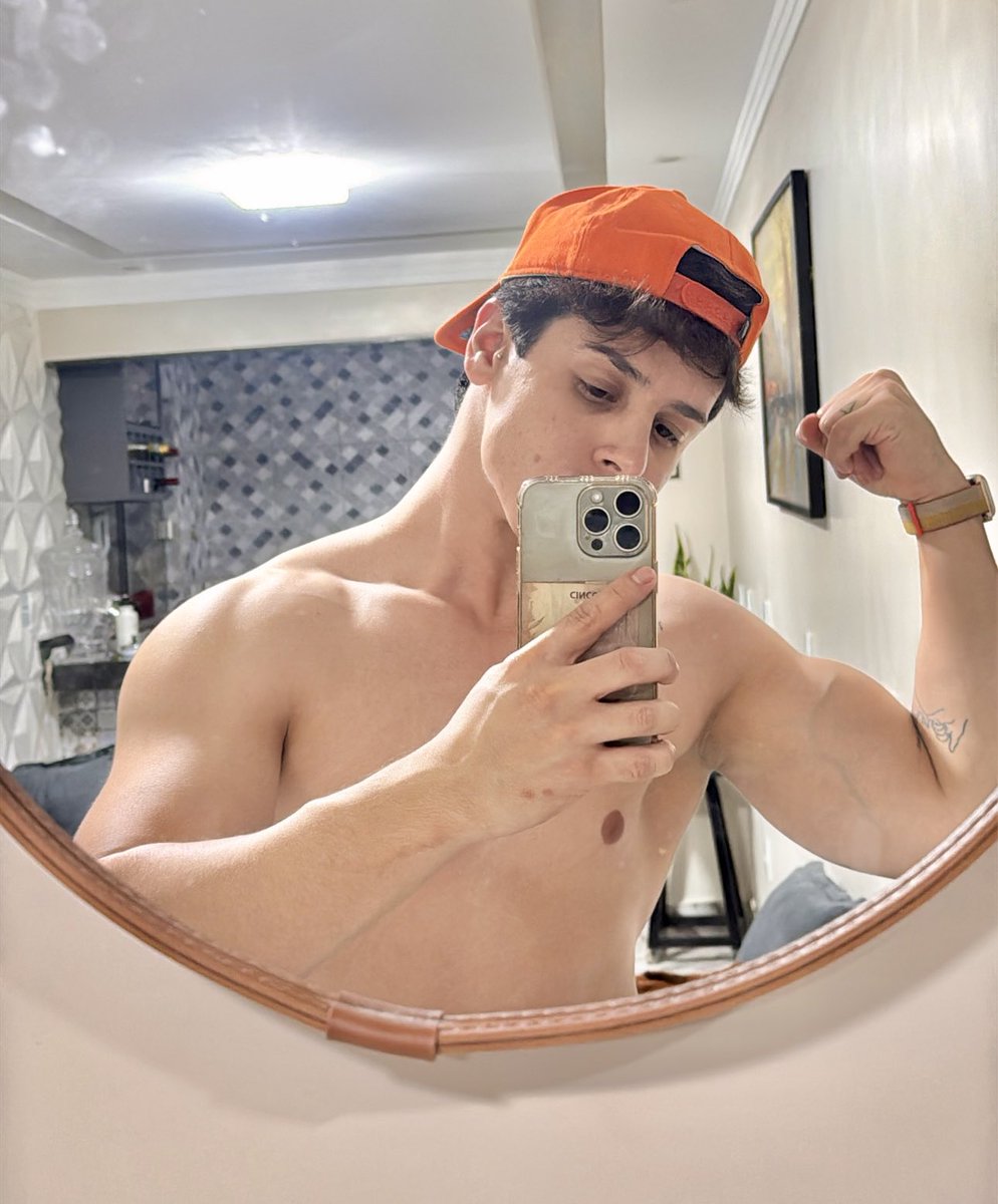 chegando essas horas da academia