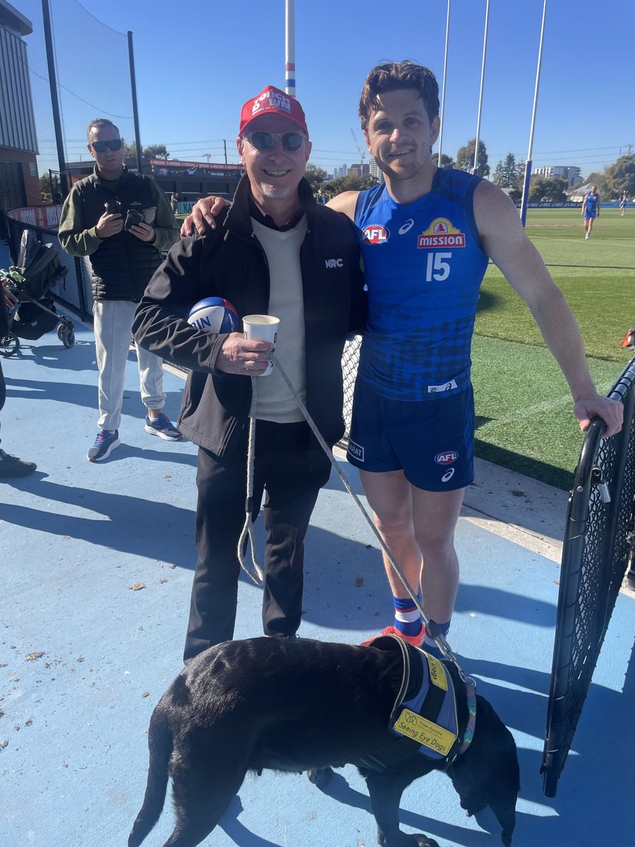 Well played and thank you Doc ❤️🤍💙 

Hopefully you finish your career with another V/AFL flag! 🐶🏆 

#bulldogsfriendly #businessmeetup - with <a href="/DIFYSocial/">Dify Social</a>'s <a href="/SteveHubba/">Steve Hubbard</a>