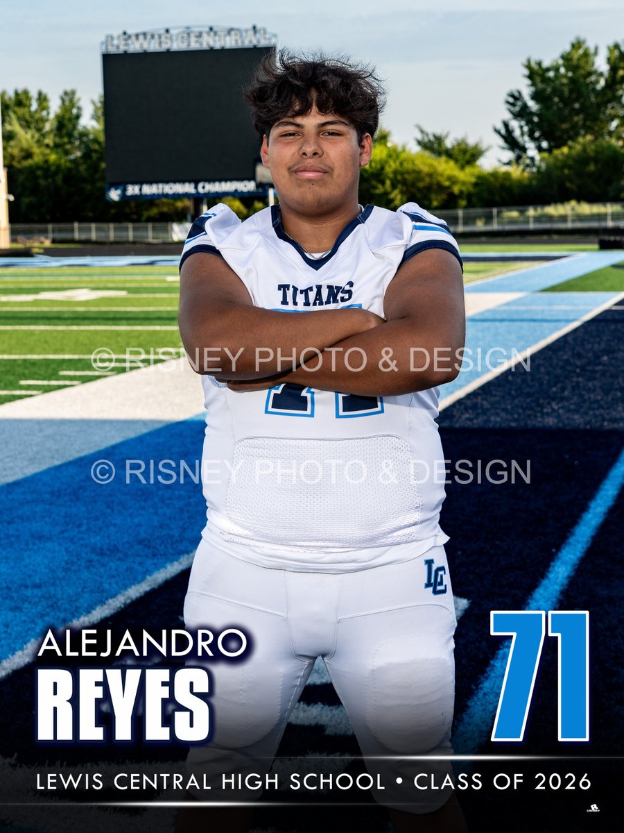 Good Luck to the Lewis Central Football team this season. Here are the four of the fabulous seniors they have this year! Check more tweets from me for all the rest. What a great group of guys! Go Big Blue!