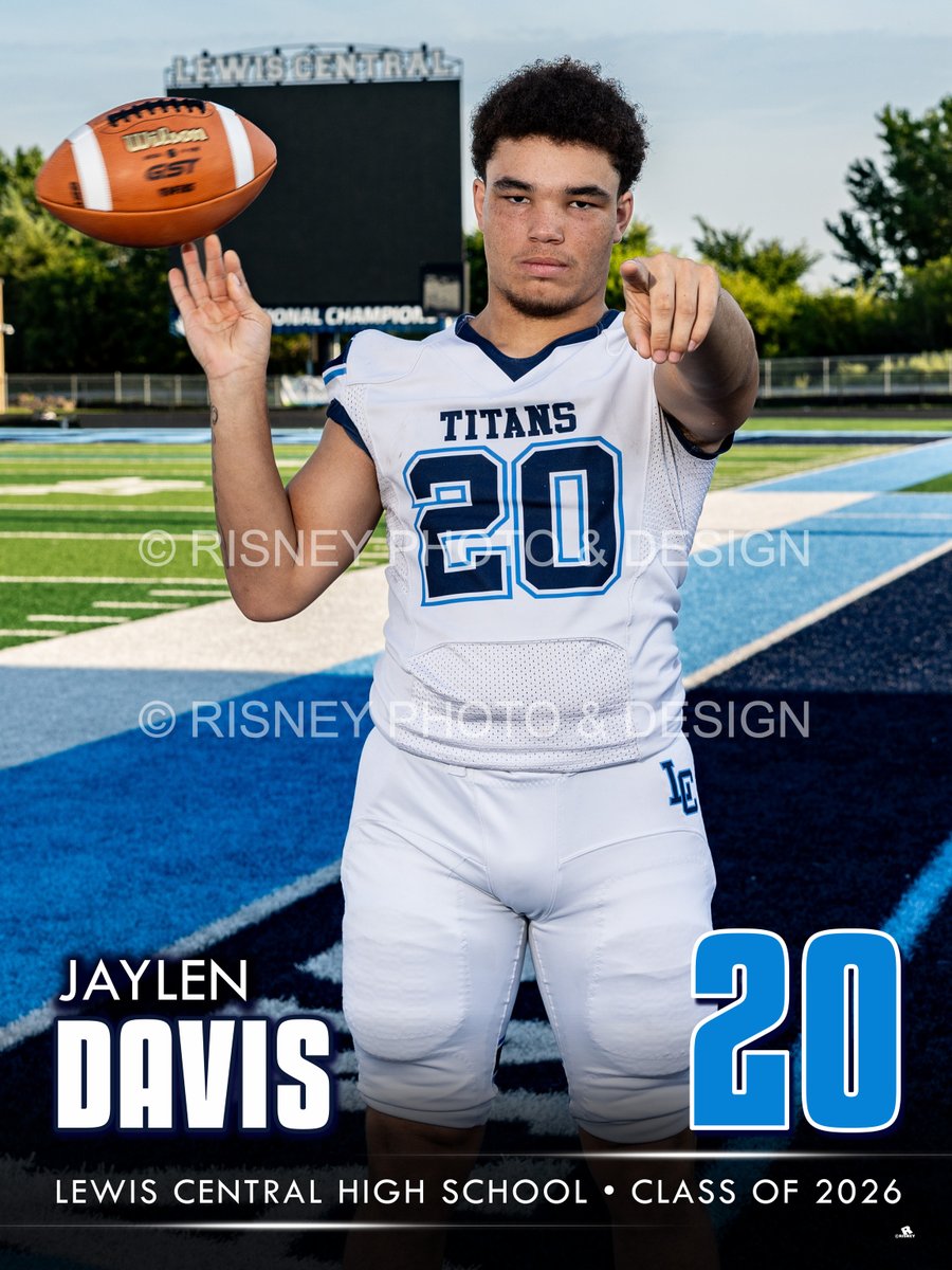 Good Luck to the Lewis Central Football team this season. Here are two of the fabulous seniors they have this year! Check more tweets from me for all the rest. What a great group of guys! Go Big Blue!