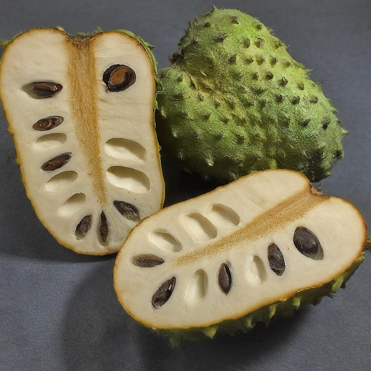 One of the best things about Mexico is the diversity of fruit, you can try these all in Mexico for dessert or a refreshing snack, find in local mercados,...
36 Mexican Fruit You Need to Try (Exotic and Ordinary)
mexicanmademeatless.com/mexican-exotic…