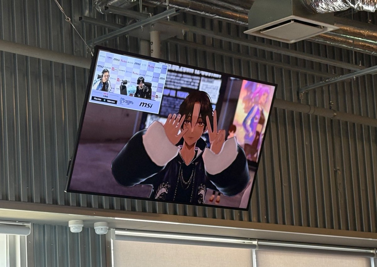 🎬ただいまリハーサル中🎥
＼第6回 YOKOSUKA e-Sports CUP 決勝／
オフライン会場には…
岸大河さん(<a href="/StanSmith_jp/">岸大河/ Taiga Kishi</a>)
yukishiroさん(<a href="/yukishiro3/">yukishiro</a>)
yueさん(<a href="/64xk/">yue</a>)
#VALORANT 公式キャスター3名が、大会恒例のスカジャン姿でご出演！
#横須賀eスポーツ #VALORANT横須賀