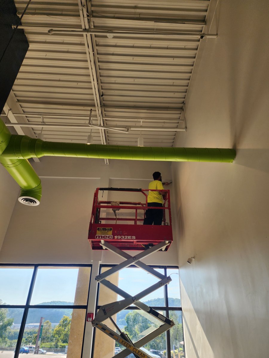 ThePrevNet's tweet image. Getting YOUR school ready for the 2025-2026 school year! Don’t forget, all students must schedule their student orientation for Wednesday or Thursday from 12PM-5PM. Please call our front office with any questions. 
Welcome back VARK NATION!

724-869-2222 📞