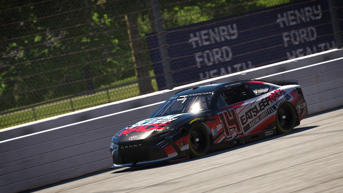 fgrACCEL eRacing tweet media