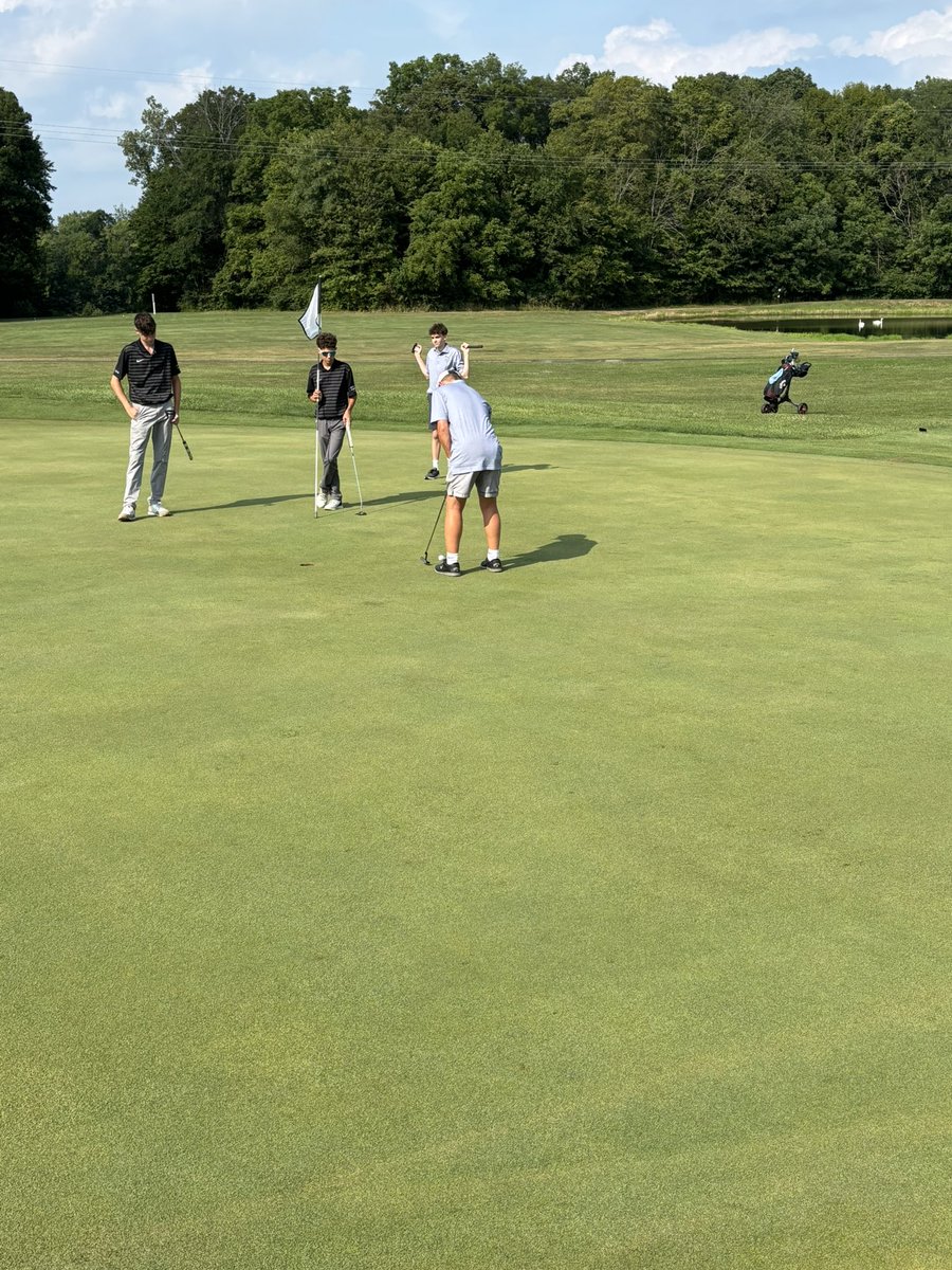 RVHS Viking Golf tweet media