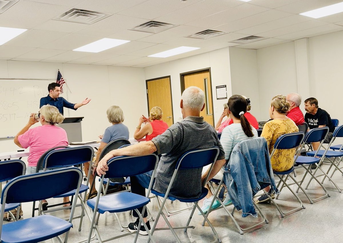 Isaac Burke (@isaacburkenc) on Twitter photo A great time this evening with the Franklin County Patriots! Lots of good questions about what we do at <a href="/NCValues/">🧭 NC Values</a> and the legislation we are championing this session. Look forward to being back soon! #ncpol A great time this evening with the Franklin County Patriots! Lots of good questions about what we do at <a href="/NCValues/">🧭 NC Values</a> and the legislation we are championing this session. Look forward to being back soon! #ncpol