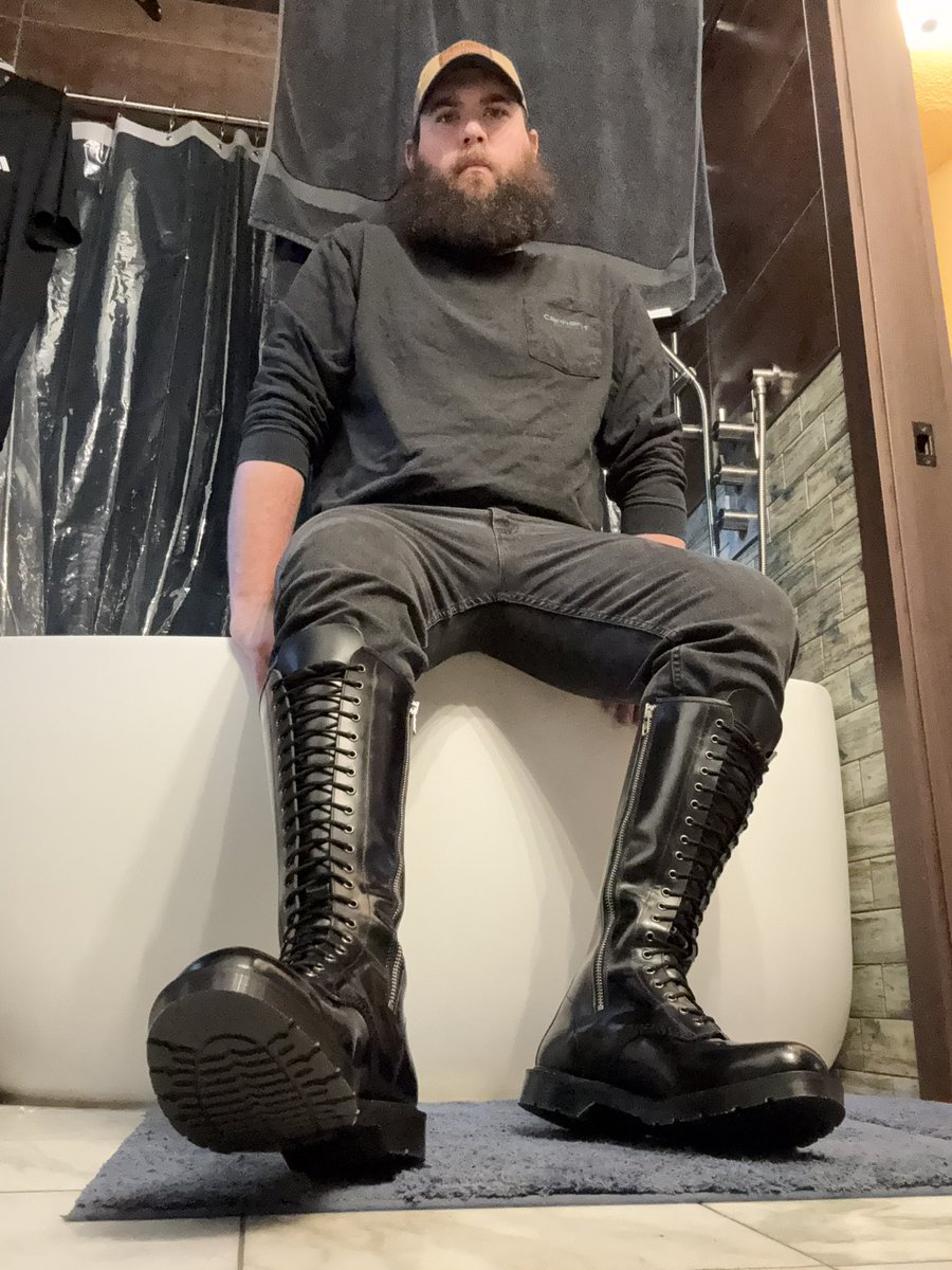 The Boot Bear tweet media