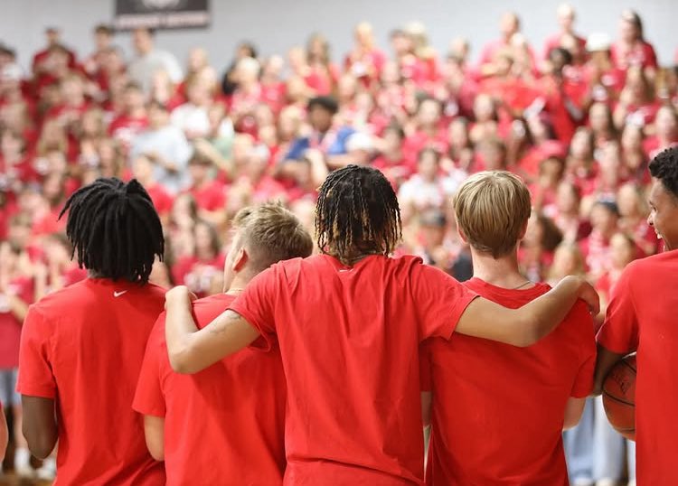 CoachBBurn_12's tweet photo. Fun Night with our Florida College Pep Rally! The Red Sea was rockin’ already!
Check out videos on Instagram- 
FC_Athletics_     FC_Hoops_ https://t.co/n0k1ZErCzV