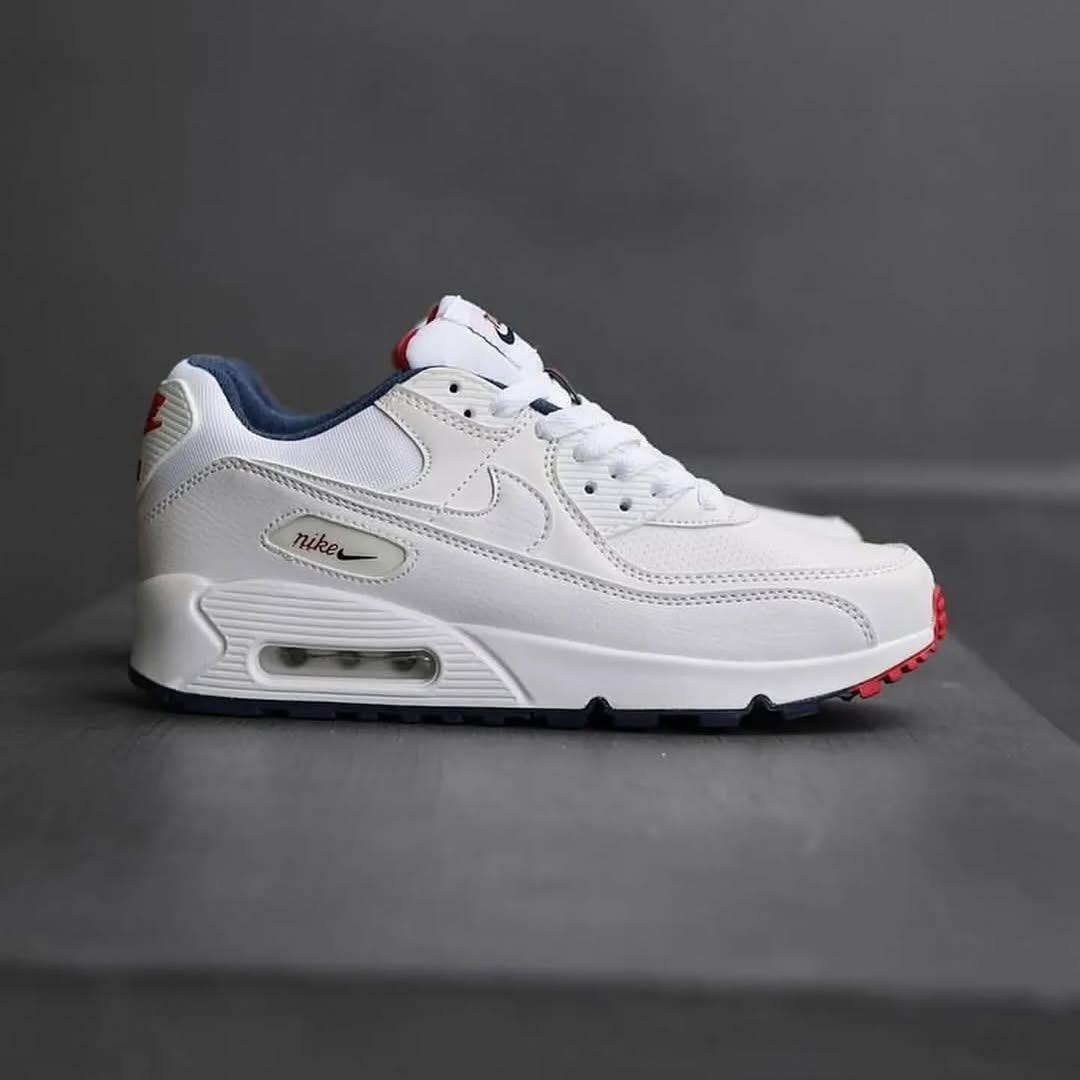 mactrendz's tweet image. WhatsApp +256755272634 for deliveries – Nike Air Max 90 “Paris White” available in sizes 37–45. A clean, versatile classic with Parisian-inspired detailing, timeless comfort, and everyday street-ready style.
#NikeAirMax90 #ParisEdition #MacTrendzUG #UgSneakers #StreetStyleUG