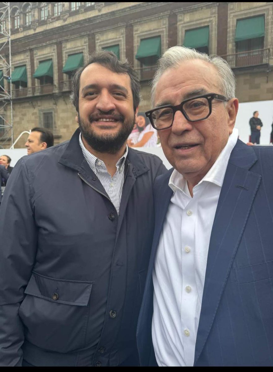 HARRY HALLER (@carlosbarona_) on Twitter photo <a href="/Cnajera22/">Cnajera2</a> SON SINIESTROS, ESO SÍ, NO QUIEREN SERVIR AL PUEBLO, QUIEREN SERVIRSE DEL PUEBLO
<a href="/NicolasMaduro/">Nicolás Maduro</a> PROBABLEMENTE CAIGA ESTA NOCHE, ESPEREMOS QUE <a href="/lopezobrador_/">Andrés Manuel</a> SEA EL SIGUIENTE <a href="/Cnajera22/">Cnajera2</a> SON SINIESTROS, ESO SÍ, NO QUIEREN SERVIR AL PUEBLO, QUIEREN SERVIRSE DEL PUEBLO
<a href="/NicolasMaduro/">Nicolás Maduro</a> PROBABLEMENTE CAIGA ESTA NOCHE, ESPEREMOS QUE <a href="/lopezobrador_/">Andrés Manuel</a> SEA EL SIGUIENTE