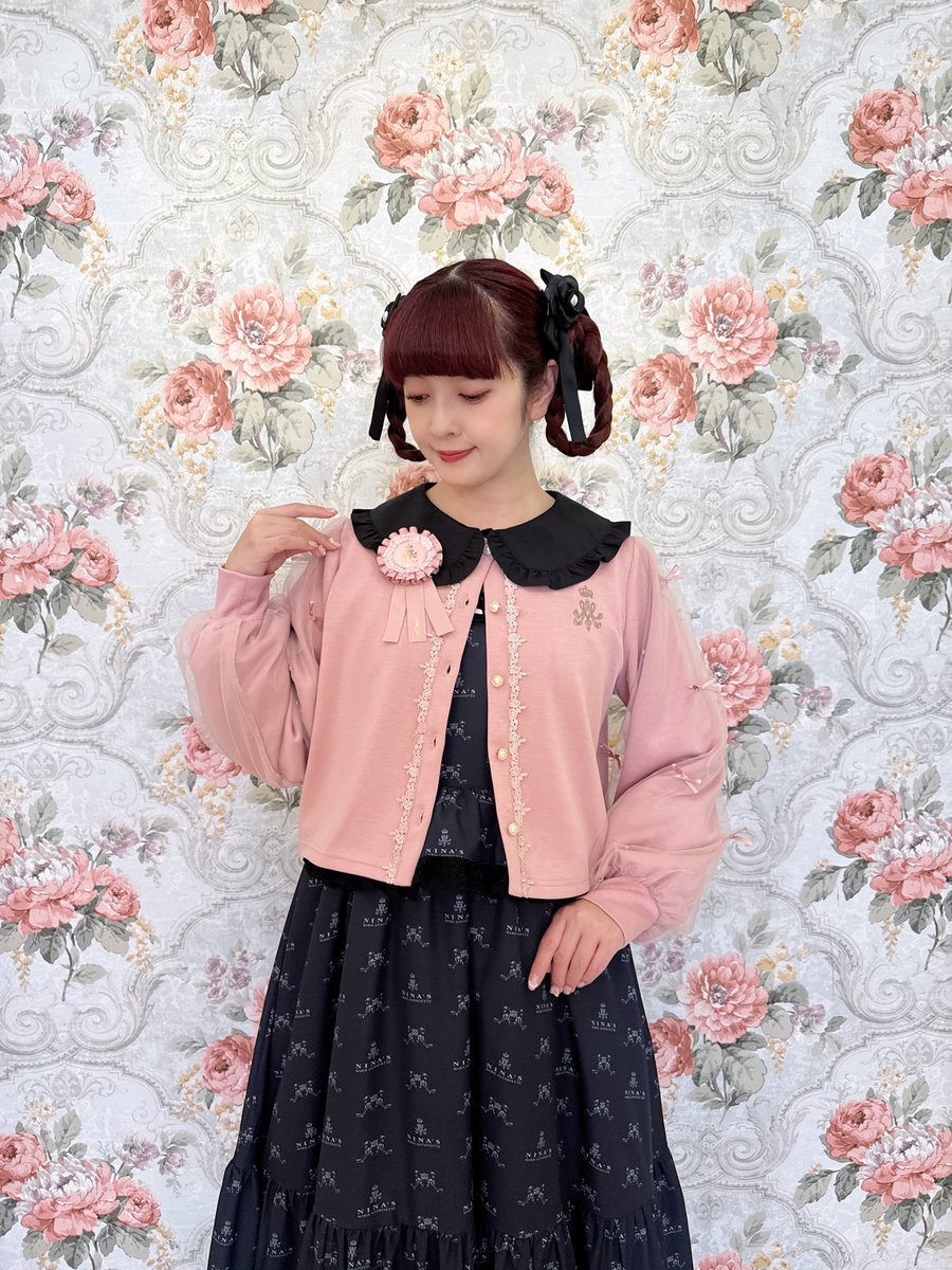 袖にチュールにリボンいっぱいついたカーディガン可愛すぎる🎀🌹 #しま