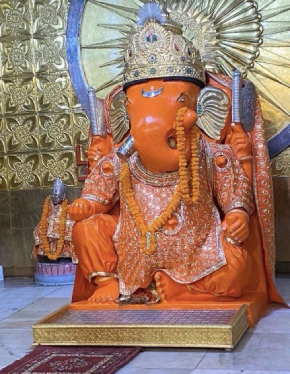 मोती डूंगरी गणेश जी महाराज कि जय हो 🙏