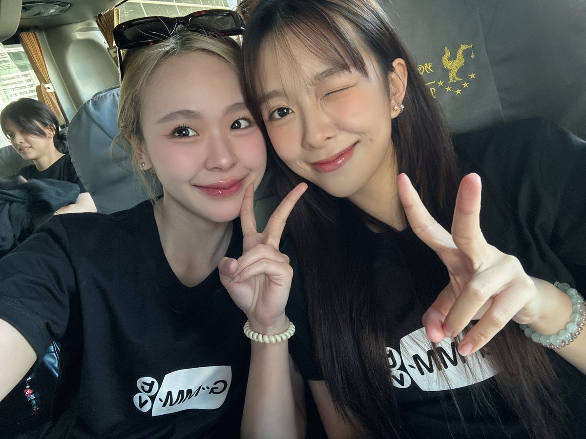 จูนววม tweet media