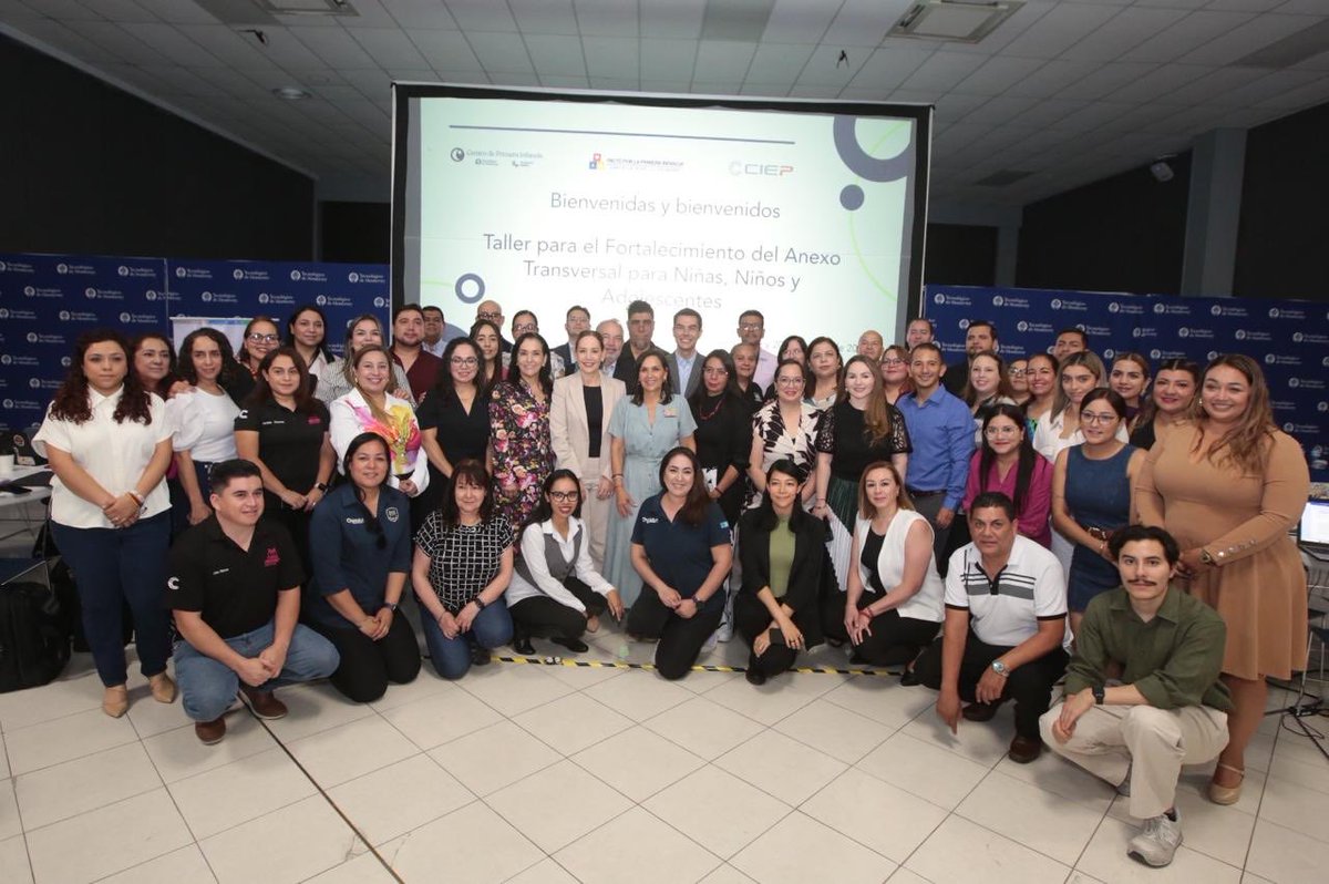 Equipo ⁦<a href="/SIPINNA_MX/">Sipinna</a>⁩ trabajando en Saltillo Coahuila sobre el anexo transversal con SIPINNAs estatales y municipales de Coahuila. Un abrazo.⁦<a href="/SipinnaCoahuila/">Sipinna Coahuila</a>⁩ .