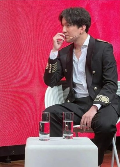 Rosa Reyna Becerra Z (@akiranenarosa) on Twitter photo <a href="/DimashMX/">Dimash Kudaibergen Dears México 🇲🇽</a> Espero que en este concierto te lleves una buena impresión de nuestro México y que sea motivo para que decidas regresar ....
MY FAVORITE DIMASH SONG
#DimashQudaibergen <a href="/DimashMX/">Dimash Kudaibergen Dears México 🇲🇽</a> Espero que en este concierto te lleves una buena impresión de nuestro México y que sea motivo para que decidas regresar ....
MY FAVORITE DIMASH SONG
#DimashQudaibergen
