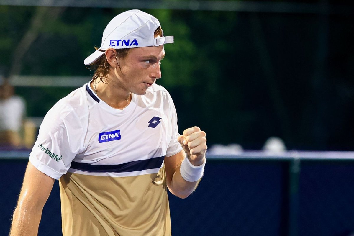 IGNACIO BUSE TRIUNFA EN SU DEBUT EN LA QUALY DEL US OPEN 

Ignacio Buse🇵🇪 se hizo presente en el US Open y derrotó 2-1 (7-6, 6-7 y 6-1) al austriaco Lukas Neumayer🇦🇹 (N°158 ATP), en la qualy del ultimo Grand Slam de la temporada, en un encuentro que duró dos horas y 35 minutos de